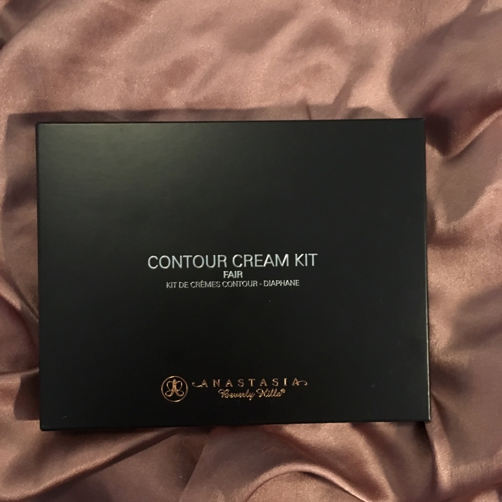 Anastasia Beverly Hills Cream Contour Kit